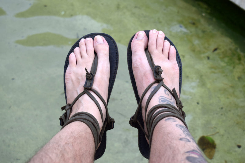 Barefoot men sandals, Leather Sandals, barefoot shoes, Beach Barefoot Sandals at khaki Leather.