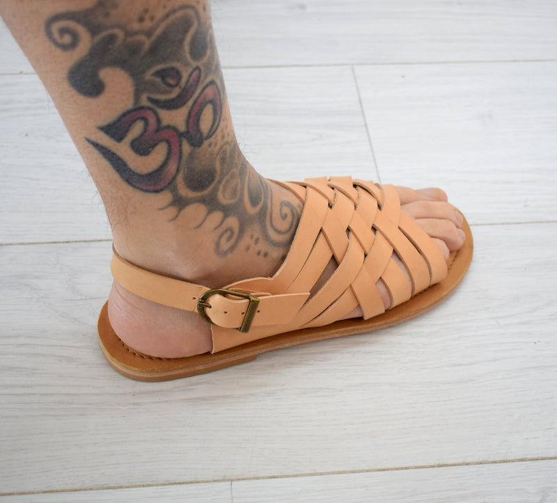 Gladiator Renaissance Tan leather men sandals, Gift For Men, Free shipping, Handmade Sandals, Genuine Leather sandals