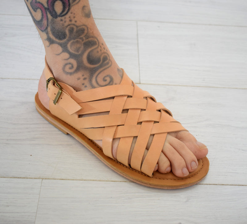 Gladiator Renaissance Tan leather men sandals, Gift For Men, Free shipping, Handmade Sandals, Genuine Leather sandals