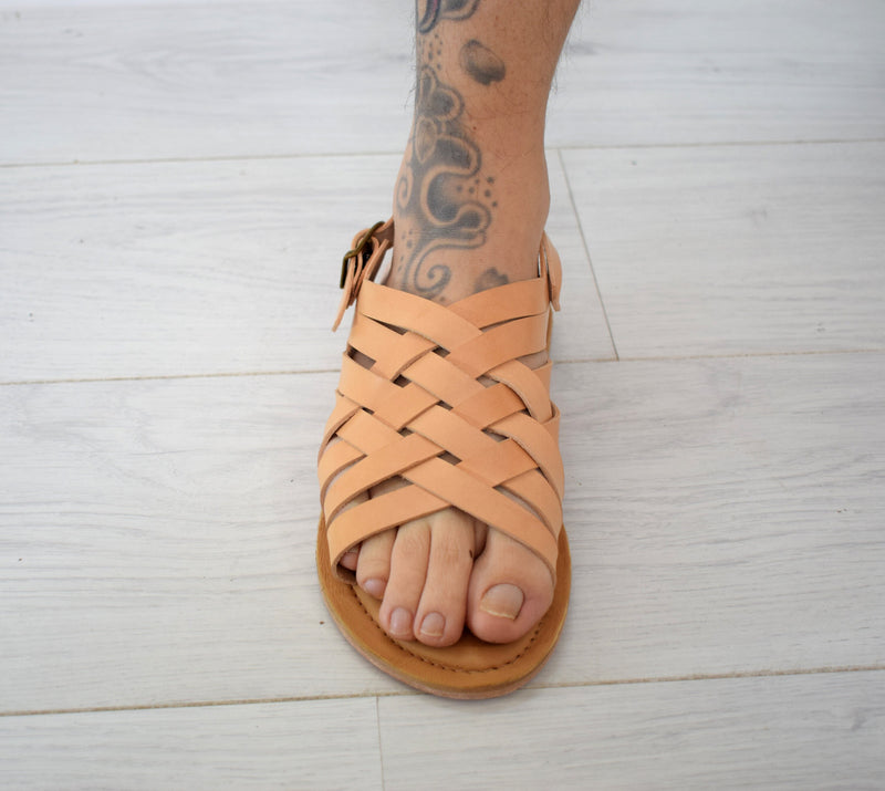 Gladiator Renaissance Tan leather men sandals, Gift For Men, Free shipping, Handmade Sandals, Genuine Leather sandals
